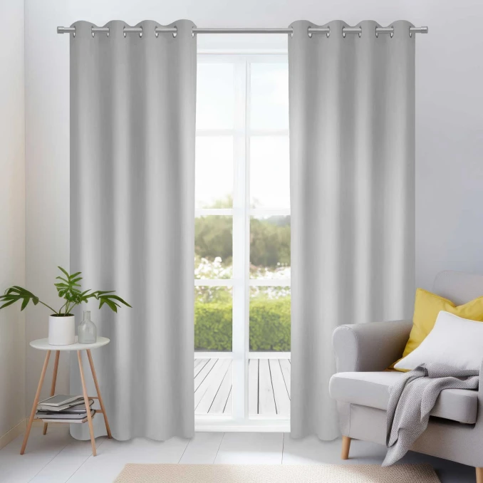 Draperii termoizolante cu inele (opace)