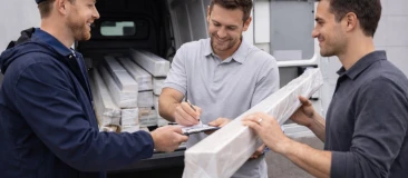 6. Livrare cu transport propriu – siguranță și pentru elemente lungi.